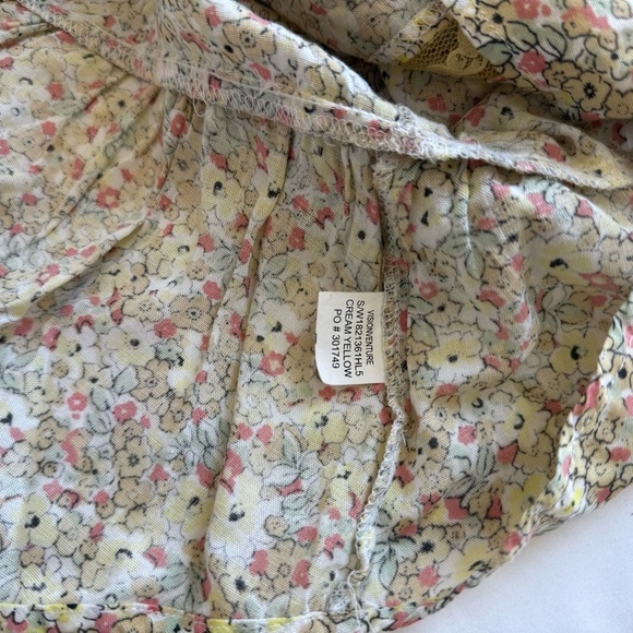 American Rag Sleeveless Yellow Floral Tank Top Cottage Peasant Lace Button Up Sm - Picture 4 of 6